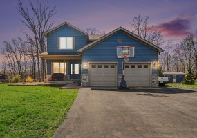 190 Mekeland Road, Chesterton, Indiana, 3 Bedrooms Bedrooms, 9 Rooms Rooms,3 BathroomsBathrooms,Residential,For Sale,Mekeland,NRA836709