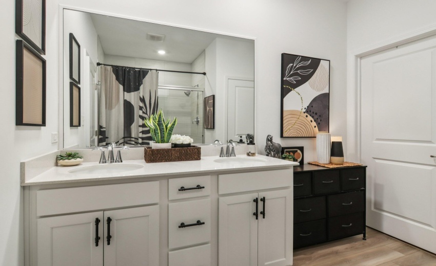 21-web-or-mls-E 111th Ln-S0804-1-021