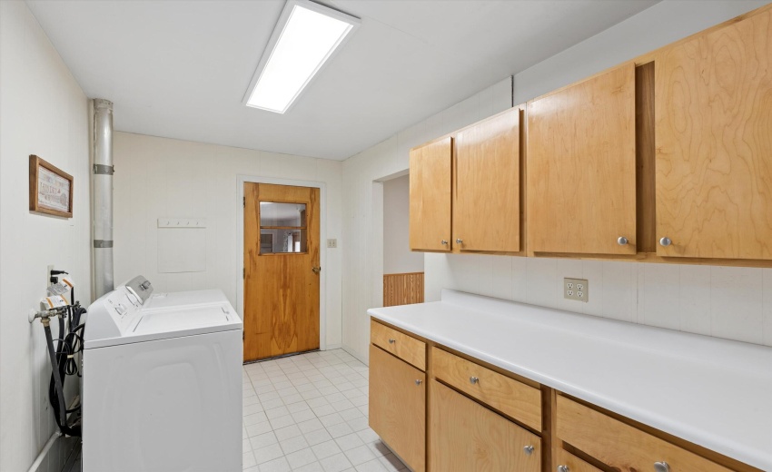 08-Laundry Room