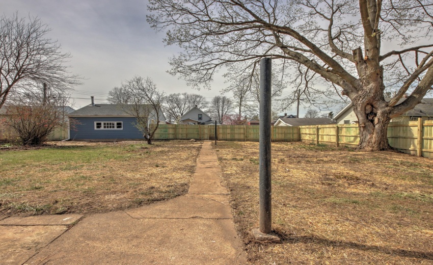 IMG_9765_66_67_68_69_70Interior 3