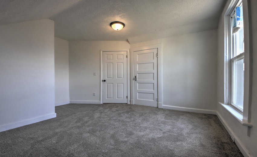 IMG_9645_46_47_48_49_50Interior 3