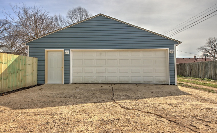 IMG_9777_78_79_80_81_82Interior 3