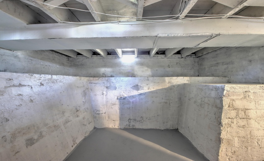 IMG_9735_36_37_38_39_40Interior 3