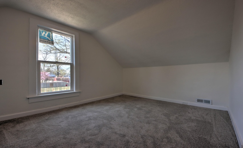 IMG_9657_58_59_60_61_62Interior 3