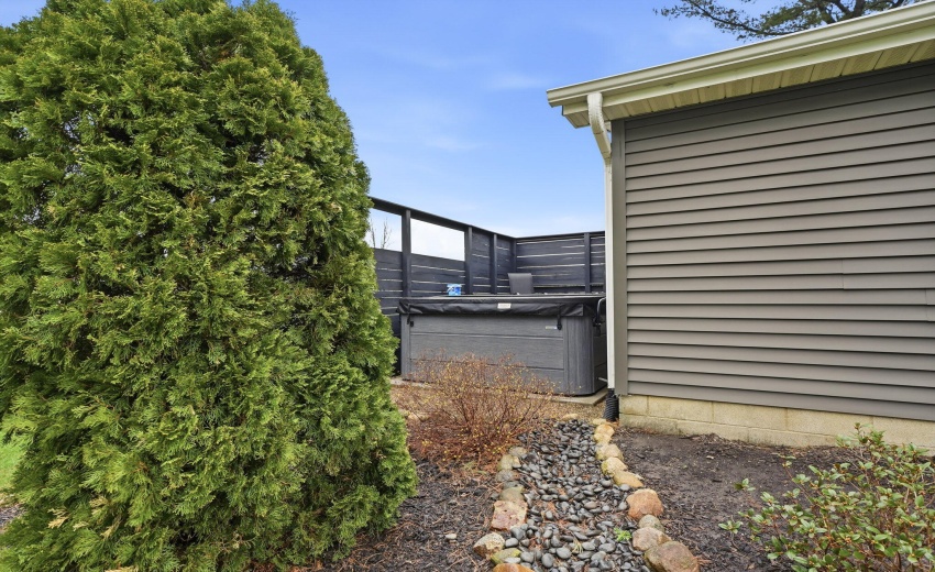 9-web-or-mls-clark-09