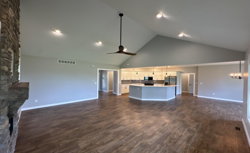 79762864841__145B2220-655F-41F8-8068-7BB