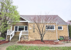 707 Broad Street, Griffith, Indiana, 3 Bedrooms Bedrooms, 7 Rooms Rooms,3 BathroomsBathrooms,Residential,For Sale,Broad,NRA836494 707 Broad Street, Griffith, Indiana, 3 Bedrooms Bedrooms, 7 Rooms Rooms,3 BathroomsBathrooms,Residential,For Sale,Broad,NRA836494