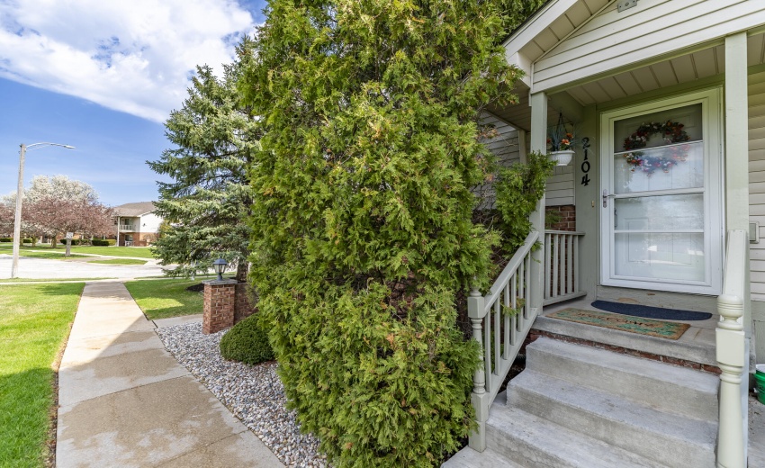 2104 Terrace Dr-4
