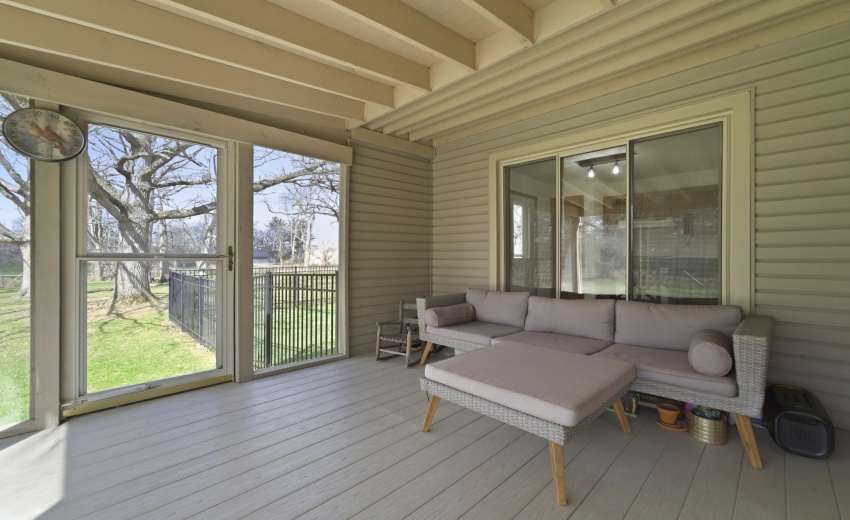 Screened in Porch