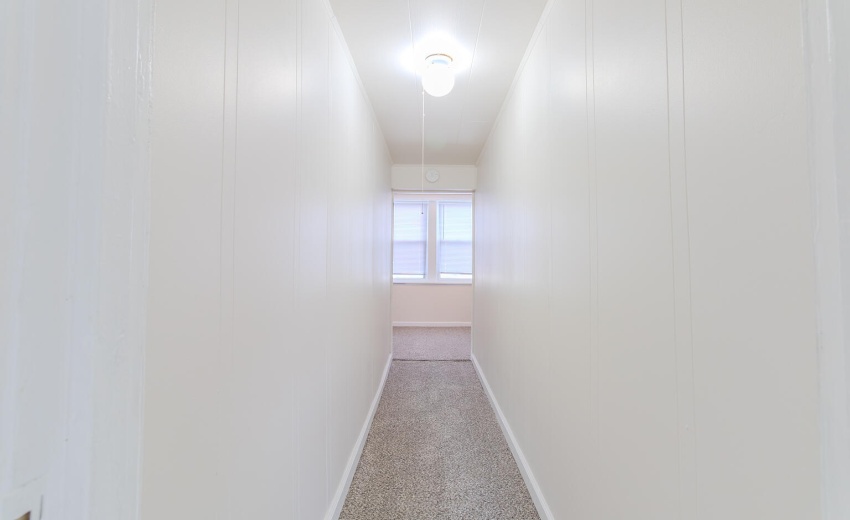 2812 Dekalb Updated (MLS)-39