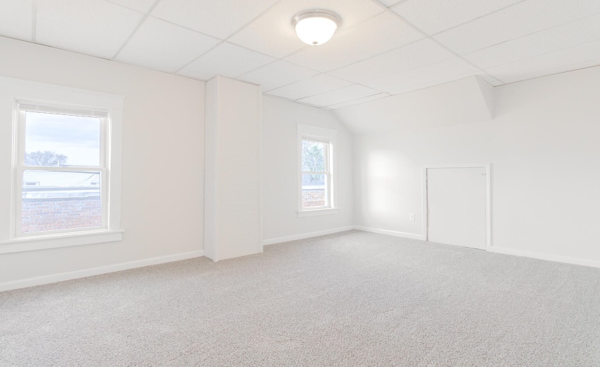 2812 Dekalb Updated (MLS)-43