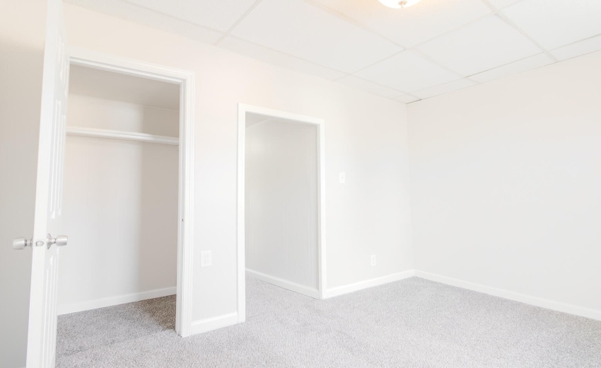 2812 Dekalb Updated (MLS)-41