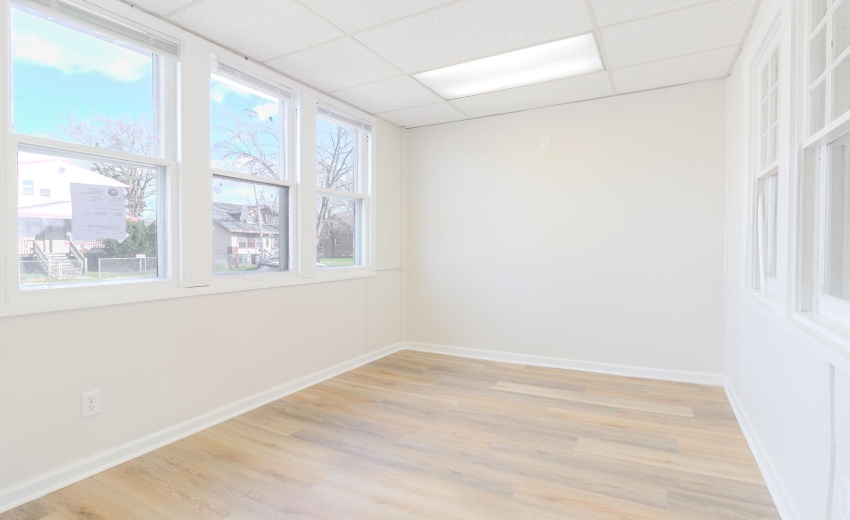 2812 Dekalb Updated (MLS)-6