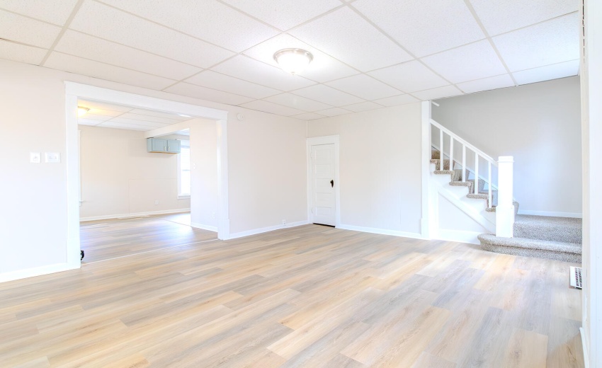 2812 Dekalb Updated (MLS)-9