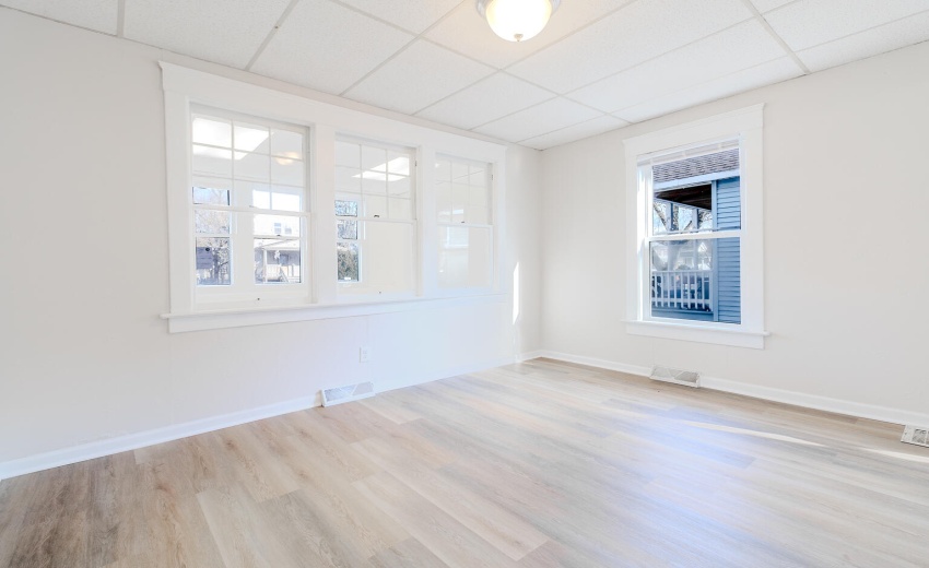 2812 Dekalb Updated (MLS)-15