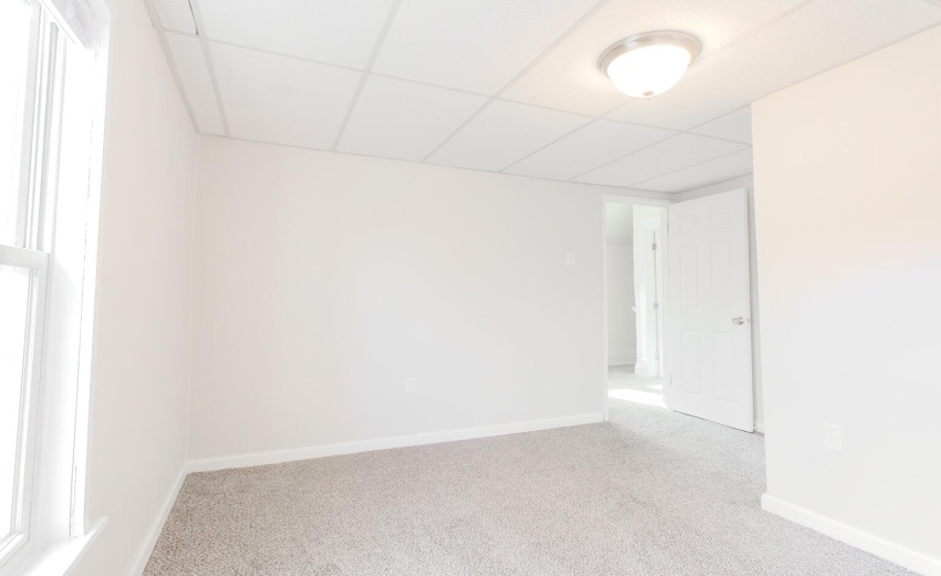 2812 Dekalb Updated (MLS)-38