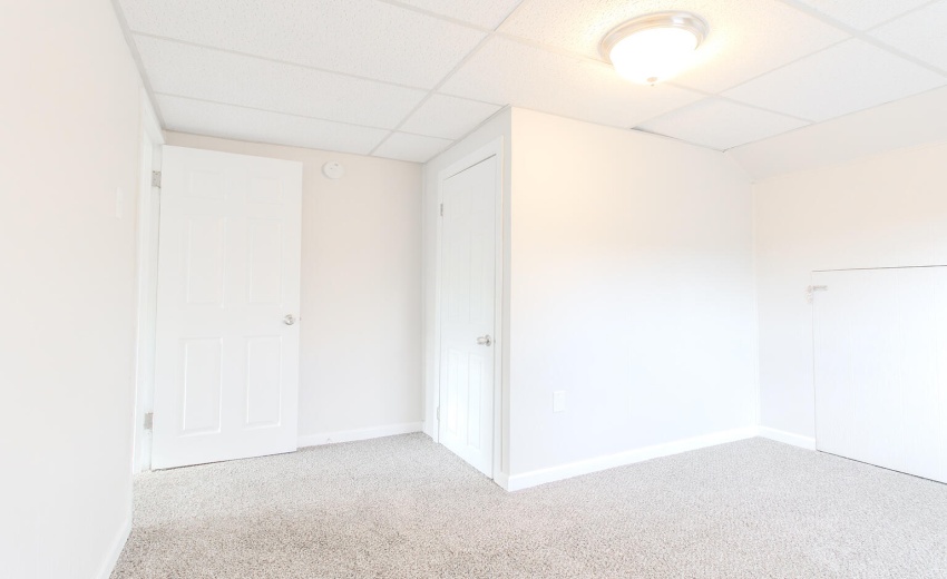 2812 Dekalb Updated (MLS)-37