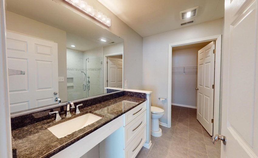 5260-E-109th-Pl-04102026_071634