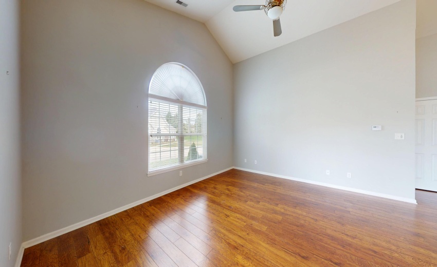 5260-E-109th-Pl-04102026_065935