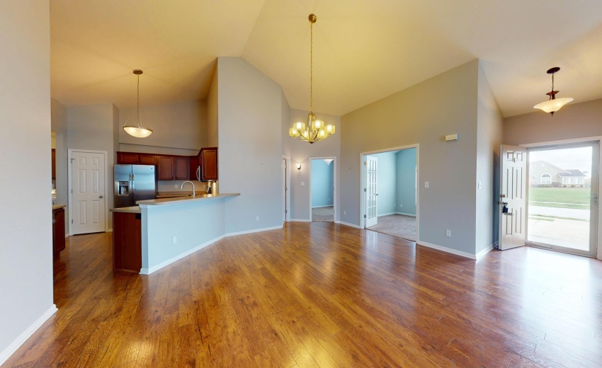 5260-E-109th-Pl-04102026_070221