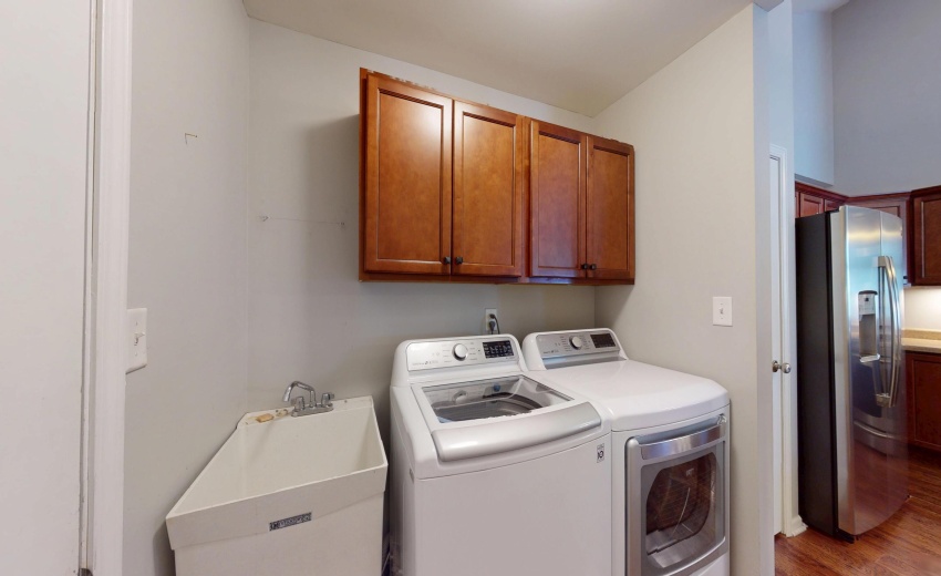 5260-E-109th-Pl-04102026_071344