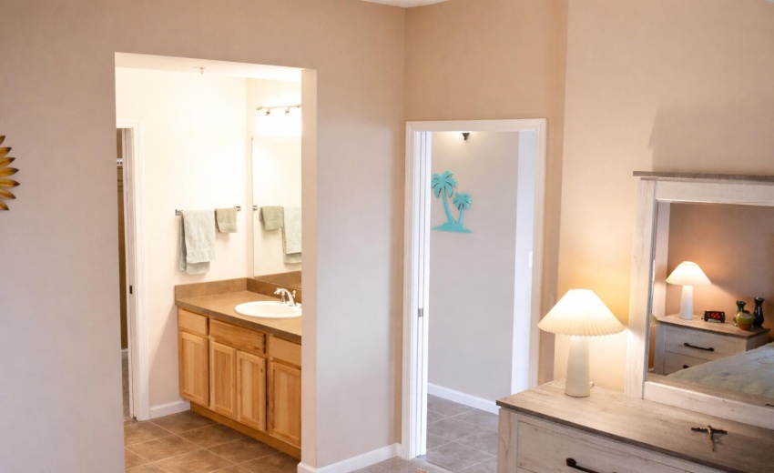 Bright bathroom and hallway details