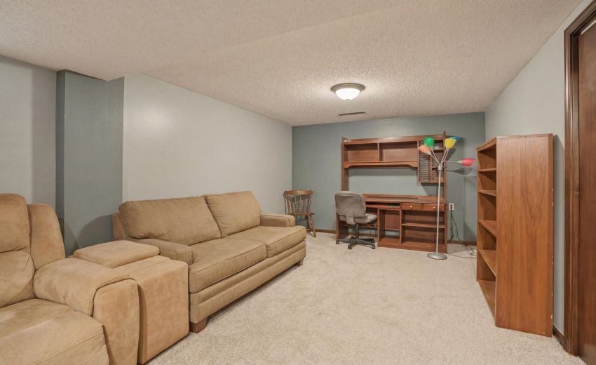 3726 W 79th Ave, Merrillville-12_declutt