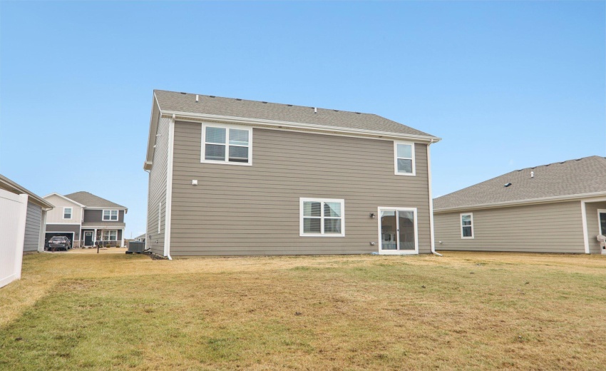 36-web-or-mls-Whitney Place St-S0803-036