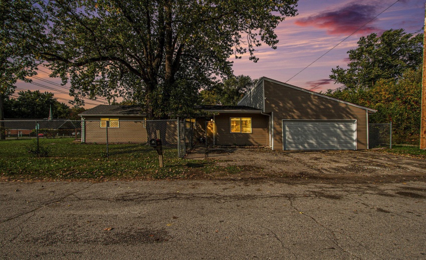 251018-6800w25thave-31-_452