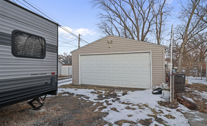 22-web-or-mls-3049-benton-st