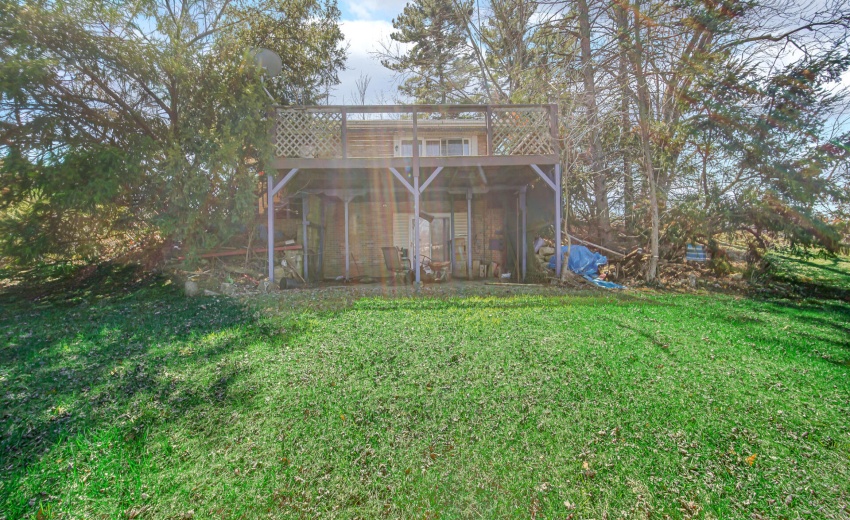 lake front side house