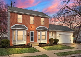 314 Hoffman Court, Crown Point, Indiana, 3 Bedrooms Bedrooms, 9 Rooms Rooms,3 BathroomsBathrooms,Residential,For Sale,Hoffman,NRA835997