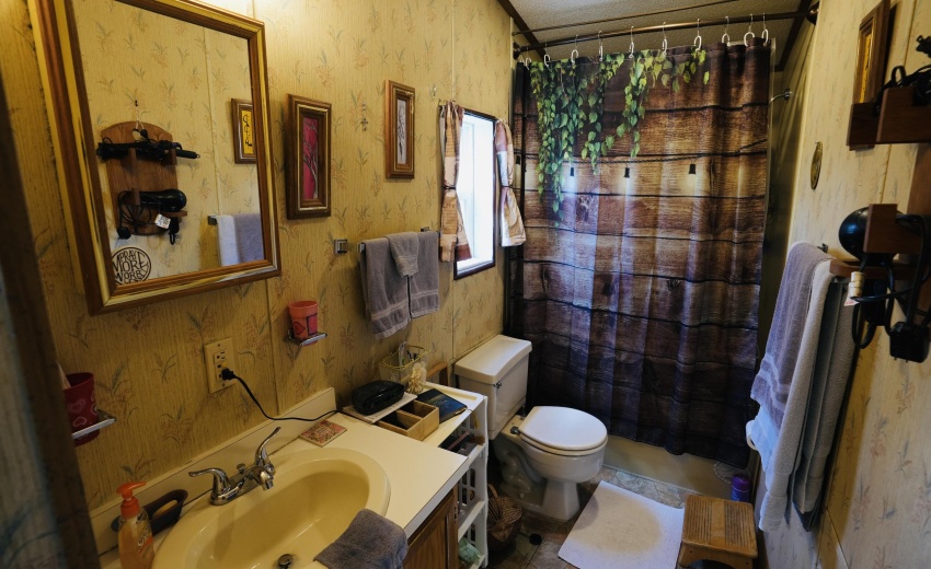 408B4383-B750-4828-9567-EA99240892C1