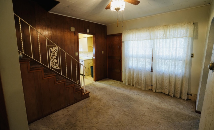 BD2B976C-8206-4F53-814C-815646475EAC