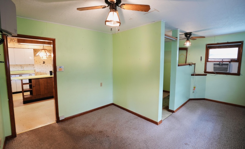 0A1239D2-B372-4421-BAF5-F1DC3201EDBF