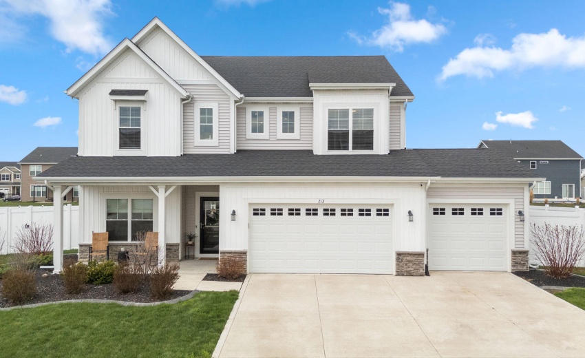 EBC06943-73EF-4D6B-B0E4-72C03A0B2442