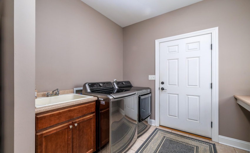 1514 Center St Whiting-11