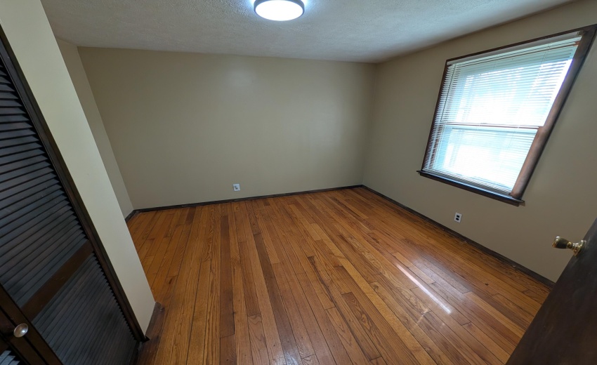 PXL_20260408_205501782