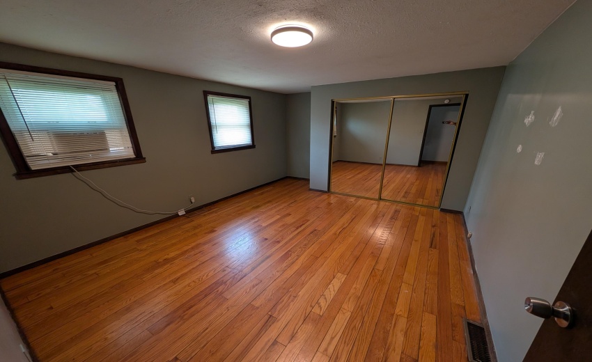 PXL_20260408_205404207