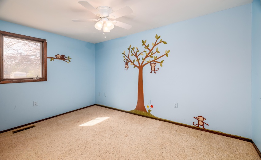 310 E LIncoln St Kentland-25