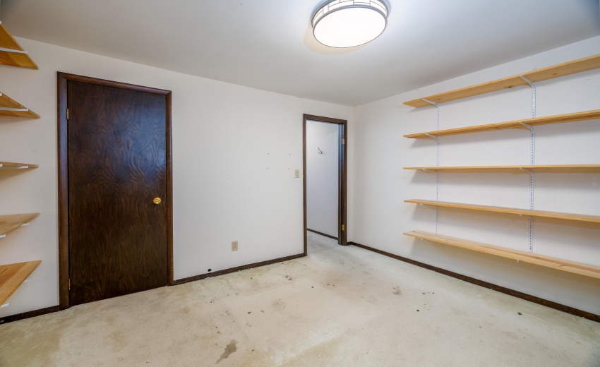 310 E LIncoln St Kentland-30