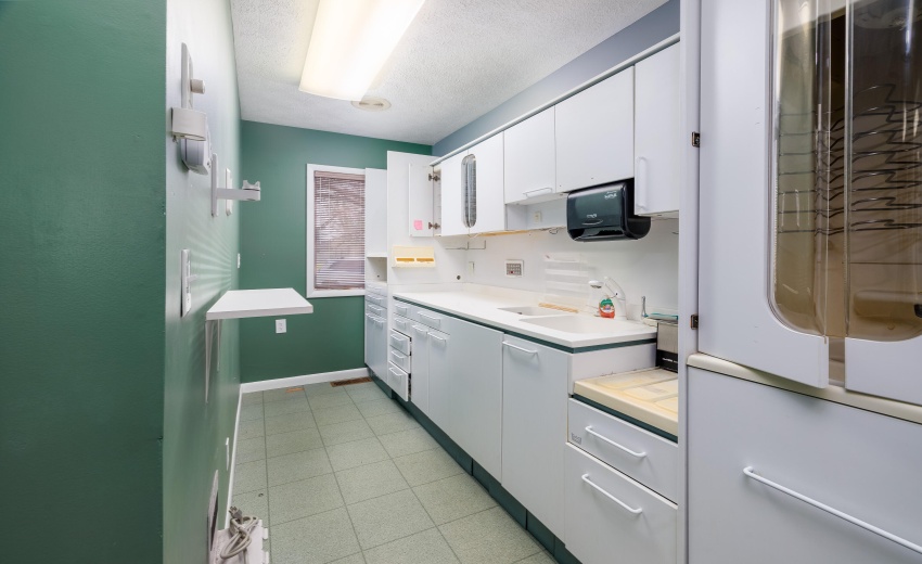 310 E LIncoln St Kentland-12