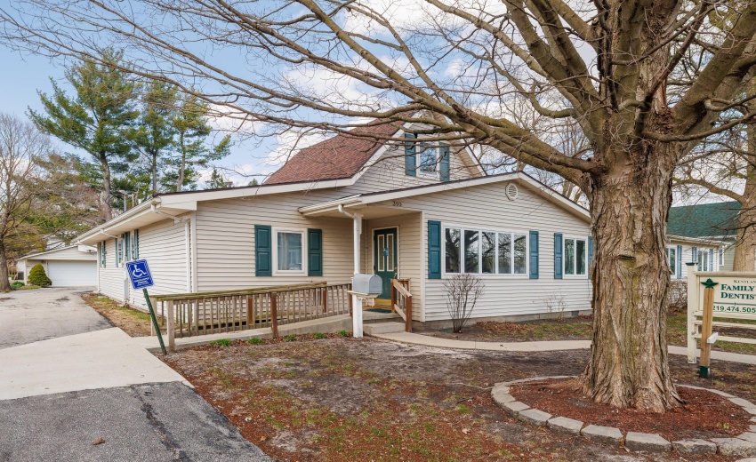 310 E LIncoln St Kentland-42