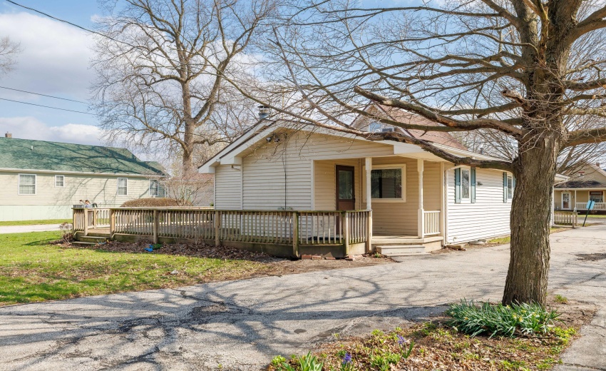 310 E LIncoln St Kentland-34