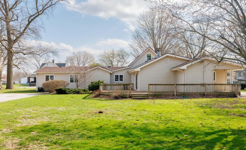 310 E LIncoln St Kentland-35