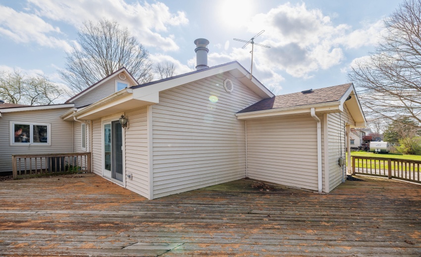 310 E LIncoln St Kentland-38