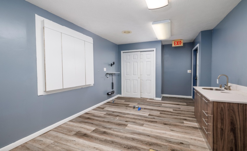 310 E LIncoln St Kentland-6