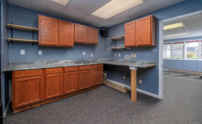 310 E LIncoln St Kentland-16