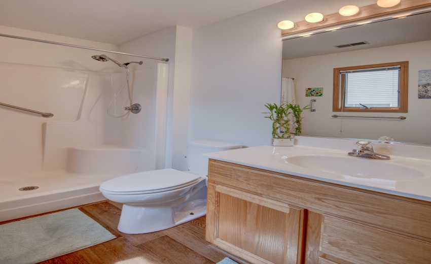 ensuite bath