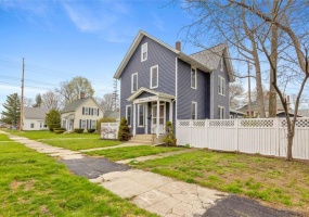 1305 Indiana Avenue, La Porte, Indiana, 7 Bedrooms Bedrooms, 19 Rooms Rooms,5 BathroomsBathrooms,Residential,For Sale,Indiana,NRA836938